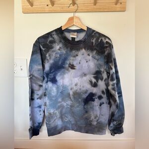Women’s natural dyed sweatshirt - shades of blue